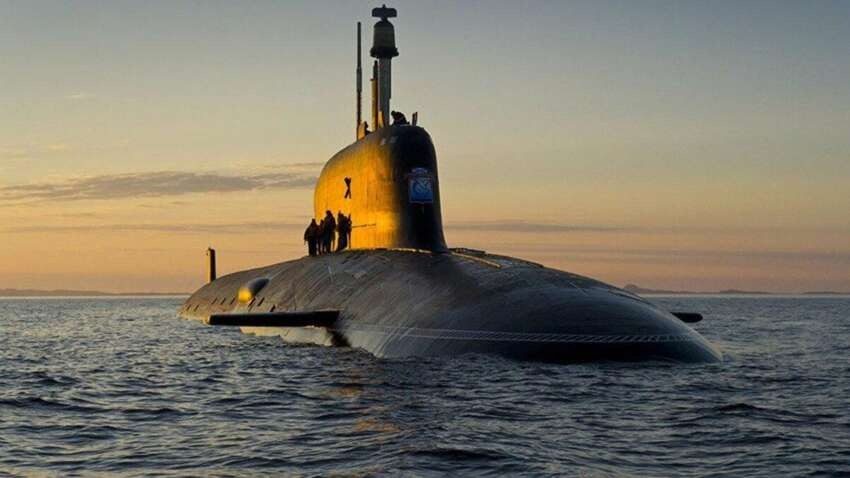 НАТО “полює” за російськими підводними човнами в Арктиці