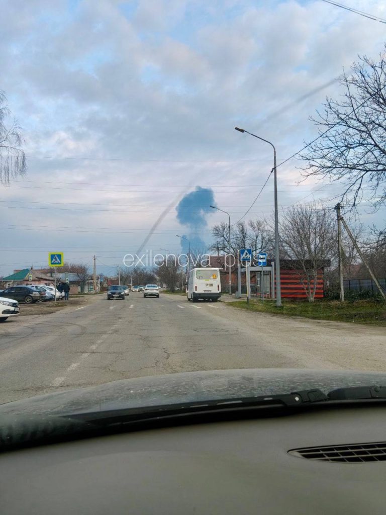 Дроны атаковали нефтебазу в российском Лабинске (видео, фото) 6 Дроны атаковали нефтебазу в российском Лабинске (видео, фото)