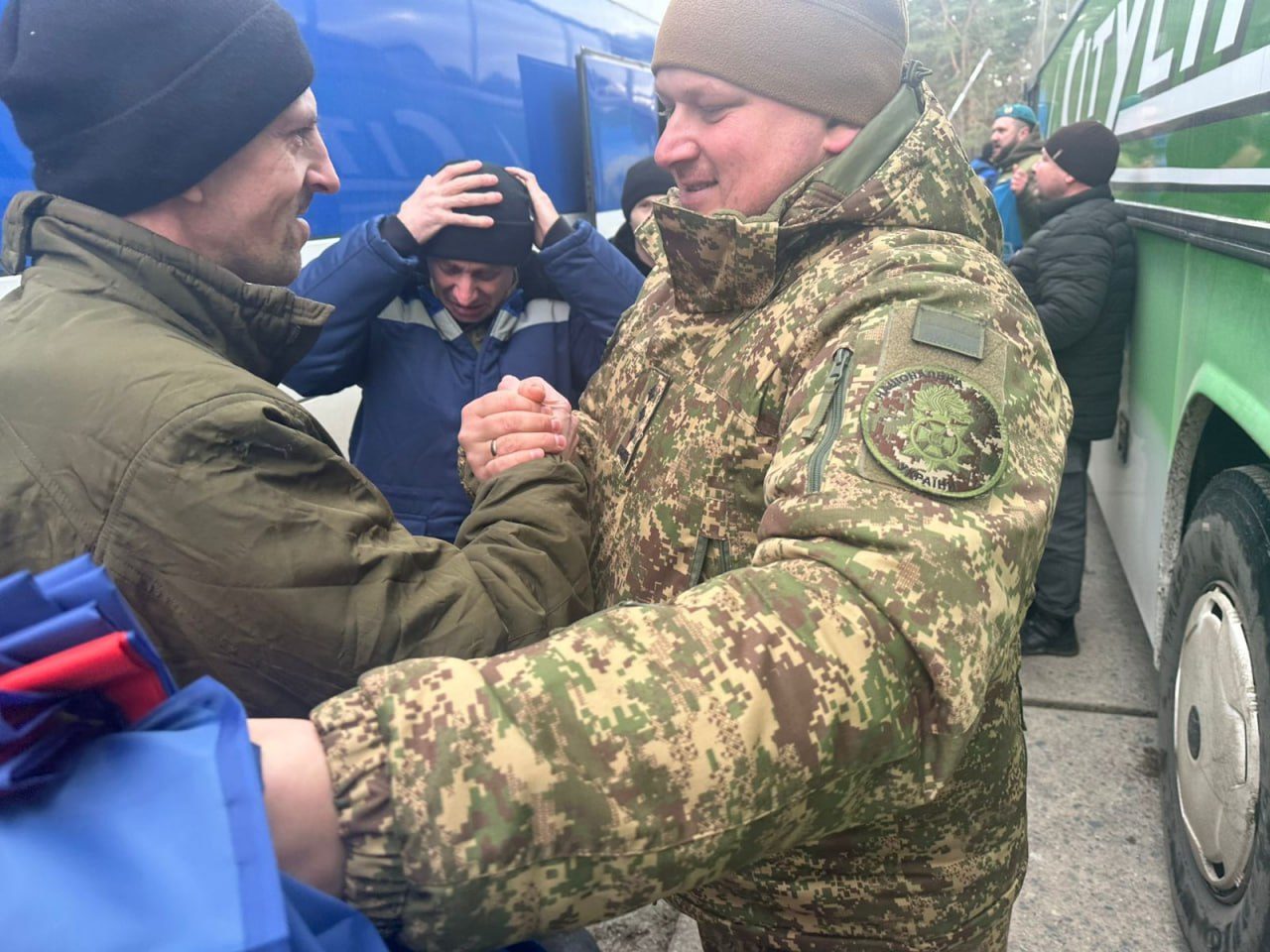 Обмін полоненими 5 березня: додому повернулися 200 українських захисників ➤ Главное.net