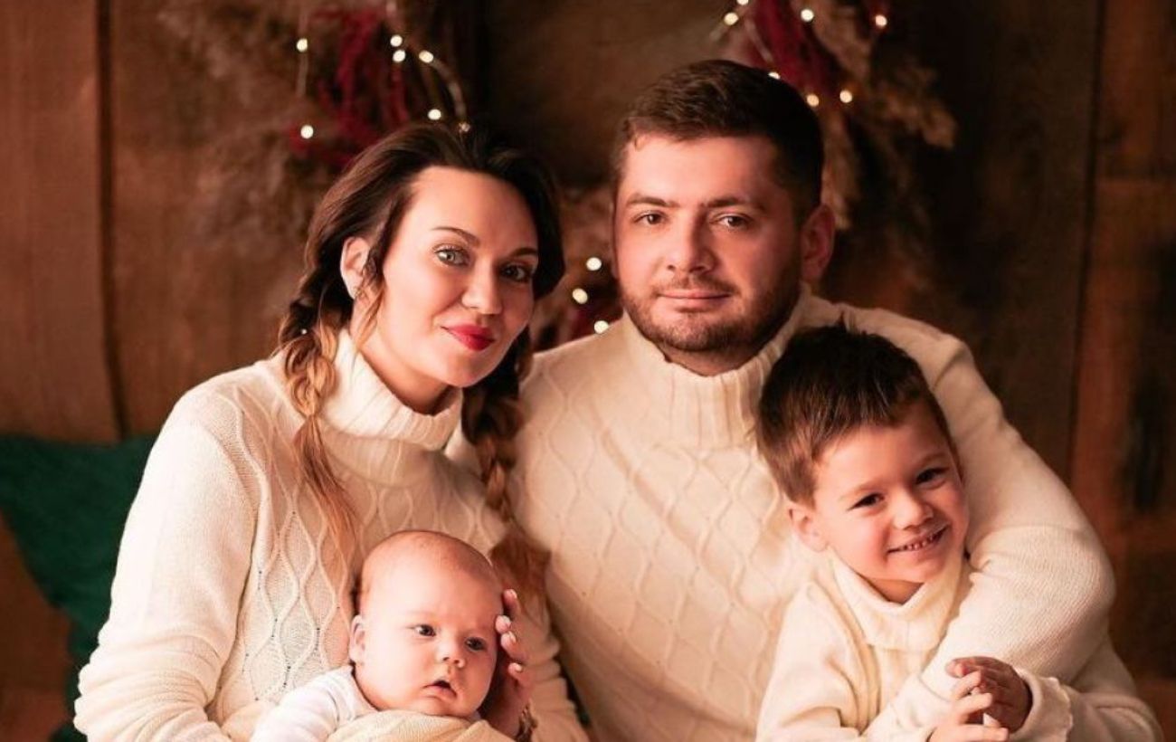 Скільки грошей «під матрацом»: деталі декларації колеги Зеленського