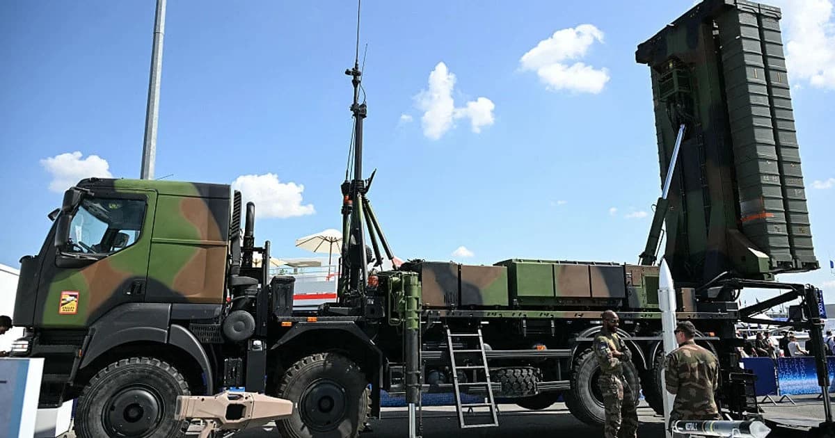 Дешеві дрони «з’їдають» дорогі ракети: запаси ППО можуть закінчитися вже за місяць ➤ Главное.net