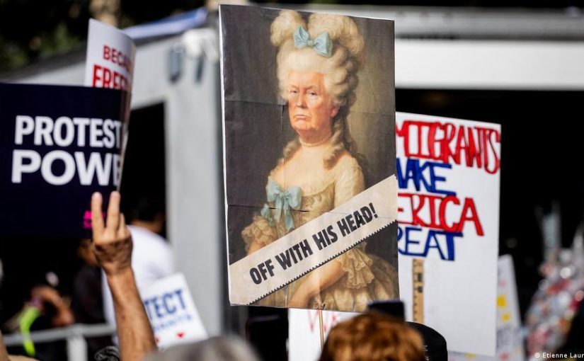 «Без королей»: в США миллионы людей вышли на протесты против Трампа (фото) ➤ Prozoro.net.ua