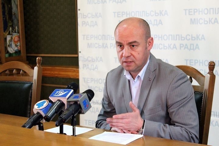 Квартира во Львове и имение в Майами: что известно об имуществе семьи мэра Тернополя