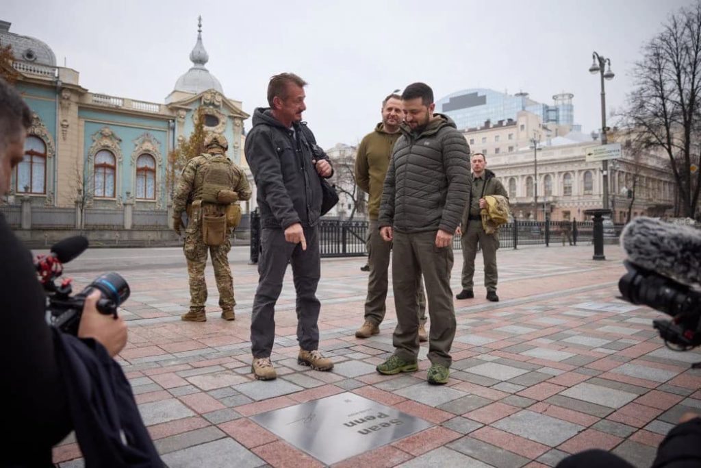 Зеленський отримав свій «Оскар»: як це сталося 5 Зеленський отримав свій «Оскар»: як це сталося