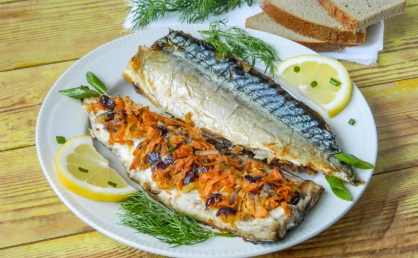 Скумбрия, запеченная под грибным соусом и овощами ➤ Prozoro.net.ua