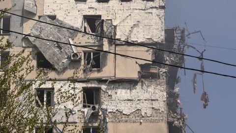 На Запоріжжі онуки покинули бабусю під обстрілами КАБів