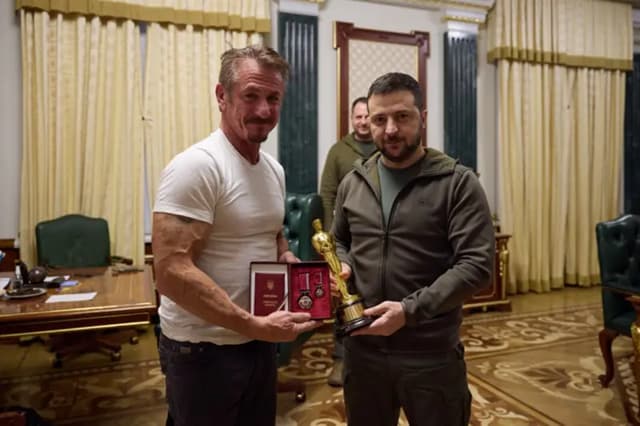 Зеленський отримав свій «Оскар»: як це сталося 3 Зеленський отримав свій «Оскар»: як це сталося
