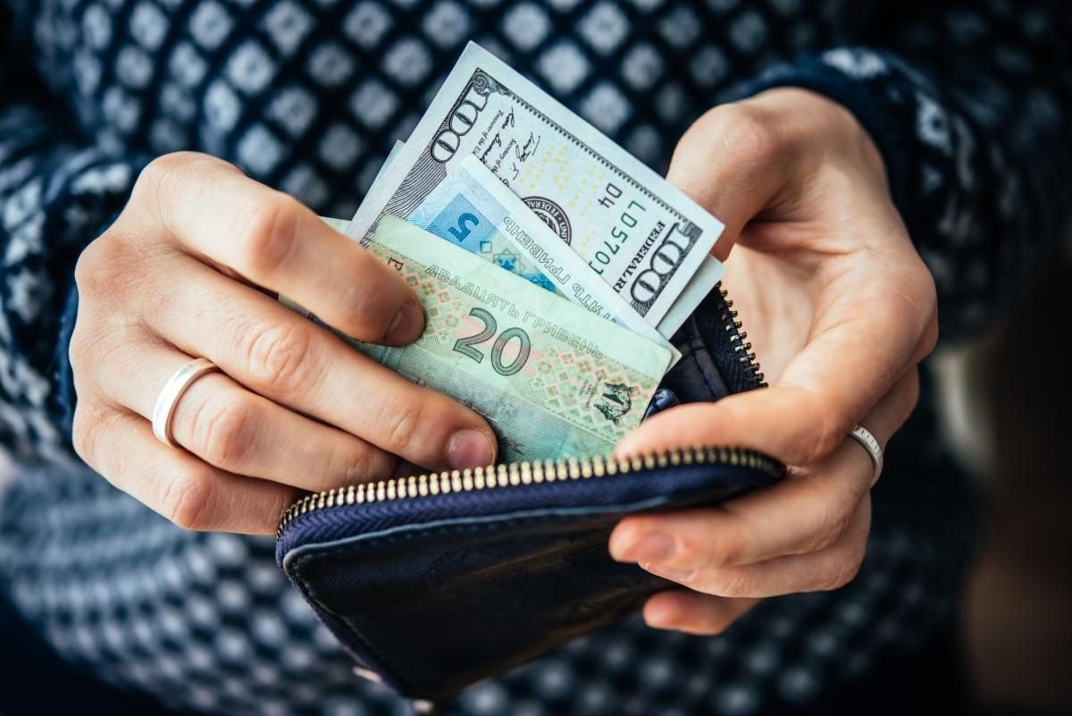 Курс валют берет новые высоты: почему гривна обесценивается ➤ Prozoro.net.ua