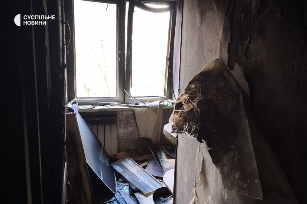 Що знайшли у квартирі чоловіка, який розстріляв людей у Києві (фото) 6 Що знайшли у квартирі чоловіка, який розстріляв людей у Києві (фото)