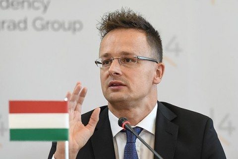 Сіярто відповів, чи піде на війну за Україну