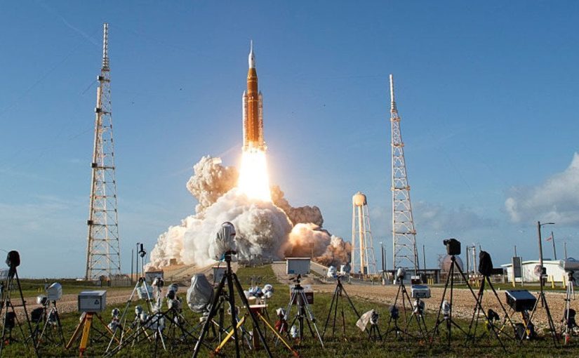 Понад 50 років очікування: NASA знову відправило людей у напрямку Місяця (відео) ➤ Prozoro.net.ua