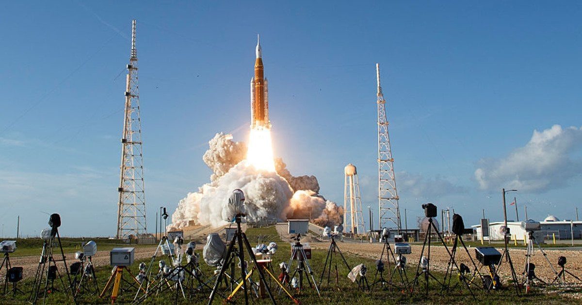 Прорыв в космосе: Artemis II отправилась к Луне впервые за десятилетия (відео) ➤ Prozoro.net.ua