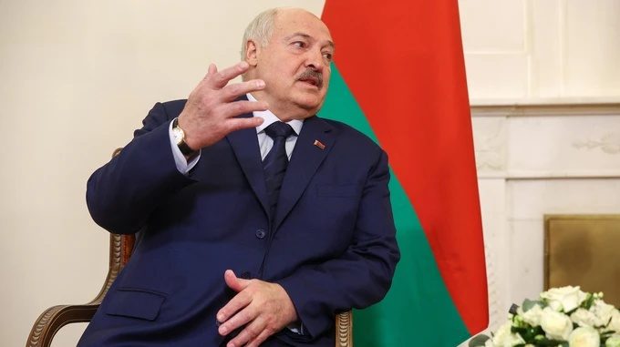 “Я не Зеленський”: Лукашенко відзначився черговою нісенітницею