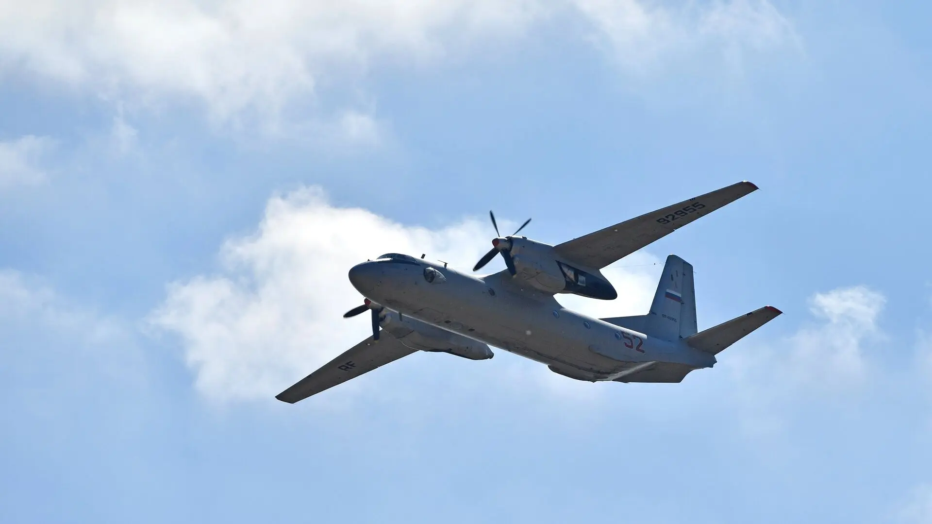 В Крыму разбился российский военный самолет Ан-26: погибли все на борту
