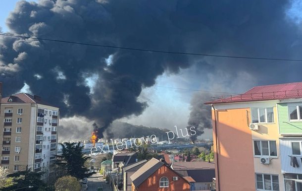 Дым от пожара на НПЗ в Туапсе виден из космоса (видео)