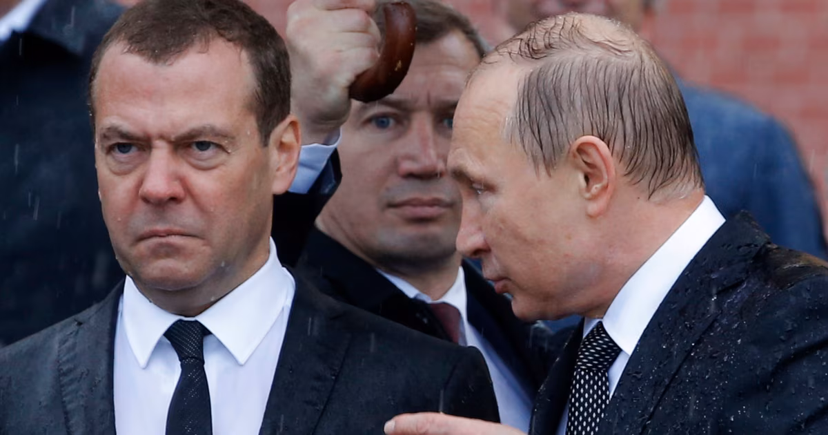 После разговора Путина и Трампа Медведев сделал резкое заявление о ядерном оружии