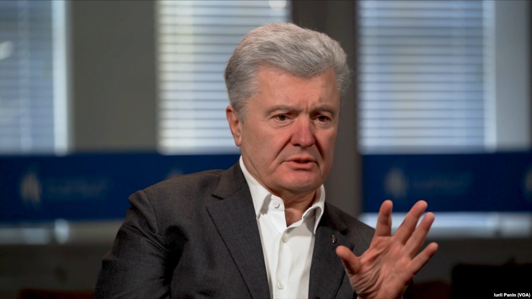 Що заявив Порошенко після відставки голови патрульної поліції