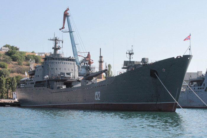 «Призраки» ГУР в Крыму обезвредили два корабля РФ и уничтожили РЛС за $5 млн (видео)
