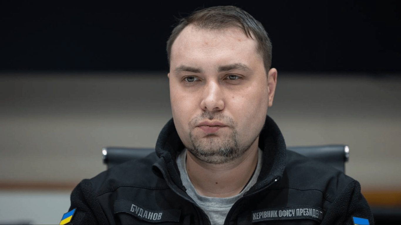 Буданов прыгнул в море с вышки «Крым-1» во время атаки дронов РФ: видео