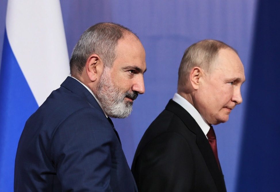 Пашинян жорстко підколов Путіна: мережа гуде через це відео