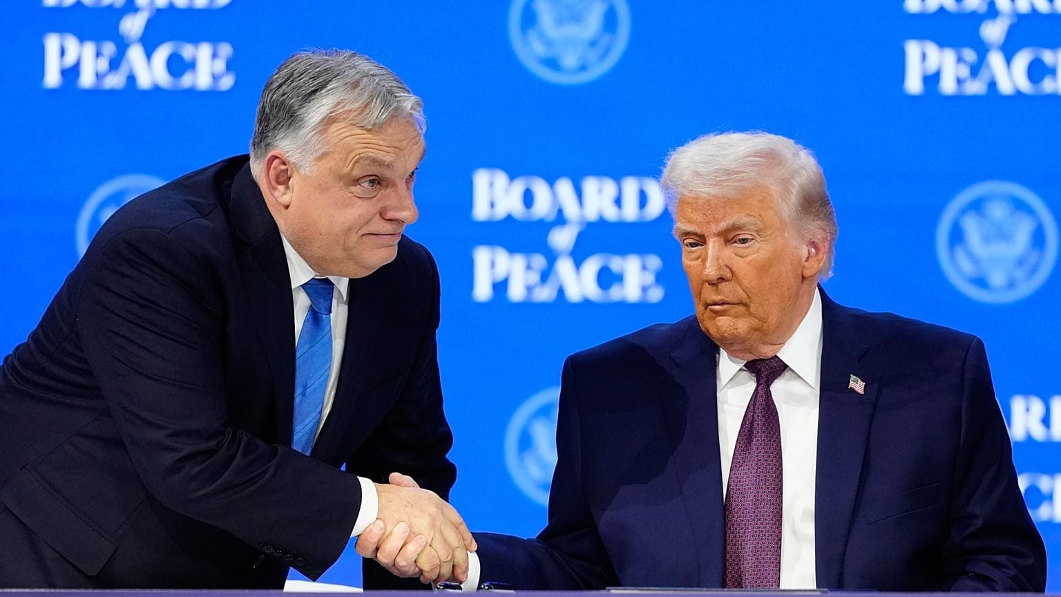 Трампа спросили о поражении Орбана: реакция попала на видео
