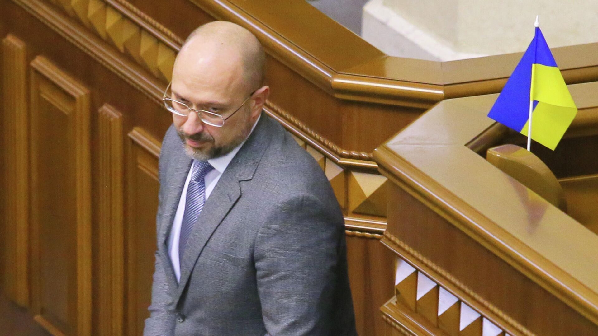Шмыгаль назвал город, который задолжал государству 31 млрд за коммуналку