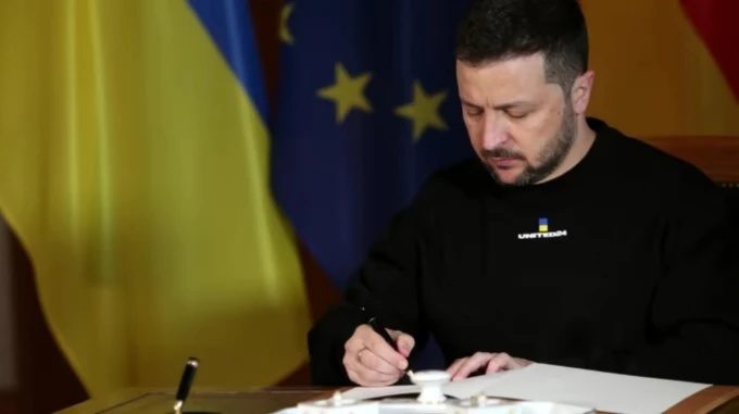 Українцям сподобається: Зеленський підписав важливий закон