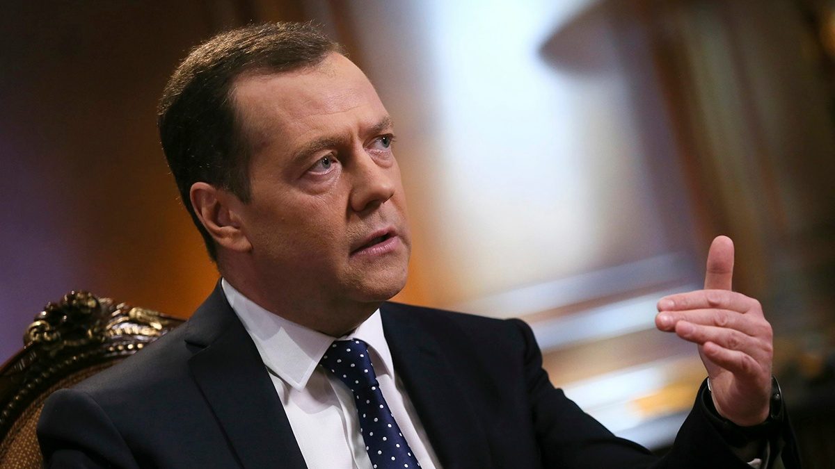 У Медведева истерика: чего так сильно испугались в Кремле