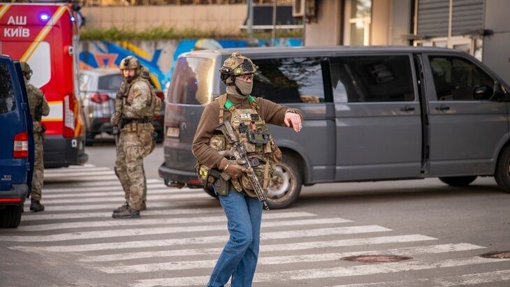 Чому патрульні в Києві залишили місце стрілянини, кинувши дитину