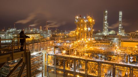 ВСУ ударили по российскому стратегическому НПЗ и порту (фото, видео) ➤ Prozoro.net.ua