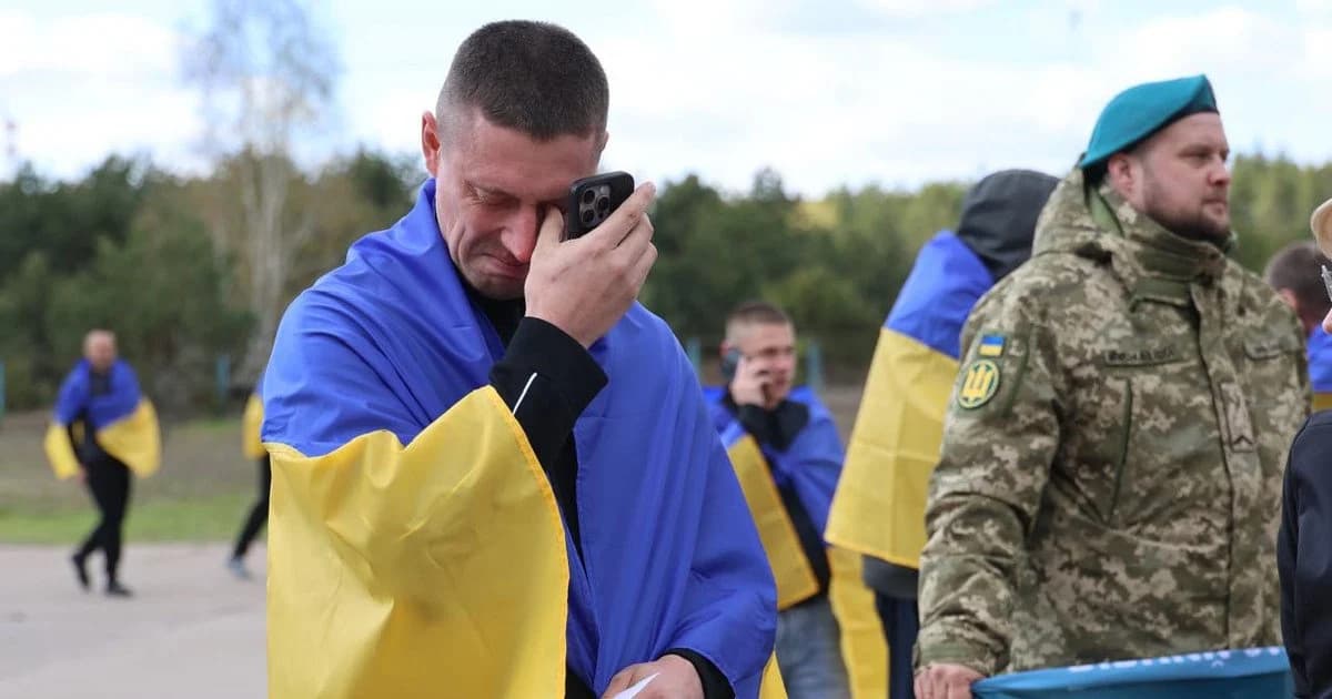 Объятия, слезы и первые звонки: как из российского плена вернулись 193 воина ➤ Главное.net