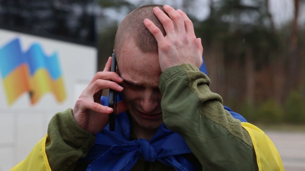 Пасхальный обмен: из российского плена освобождены 175 украинских граждан 8 Пасхальный обмен: из российского плена освобождены 175 украинских граждан