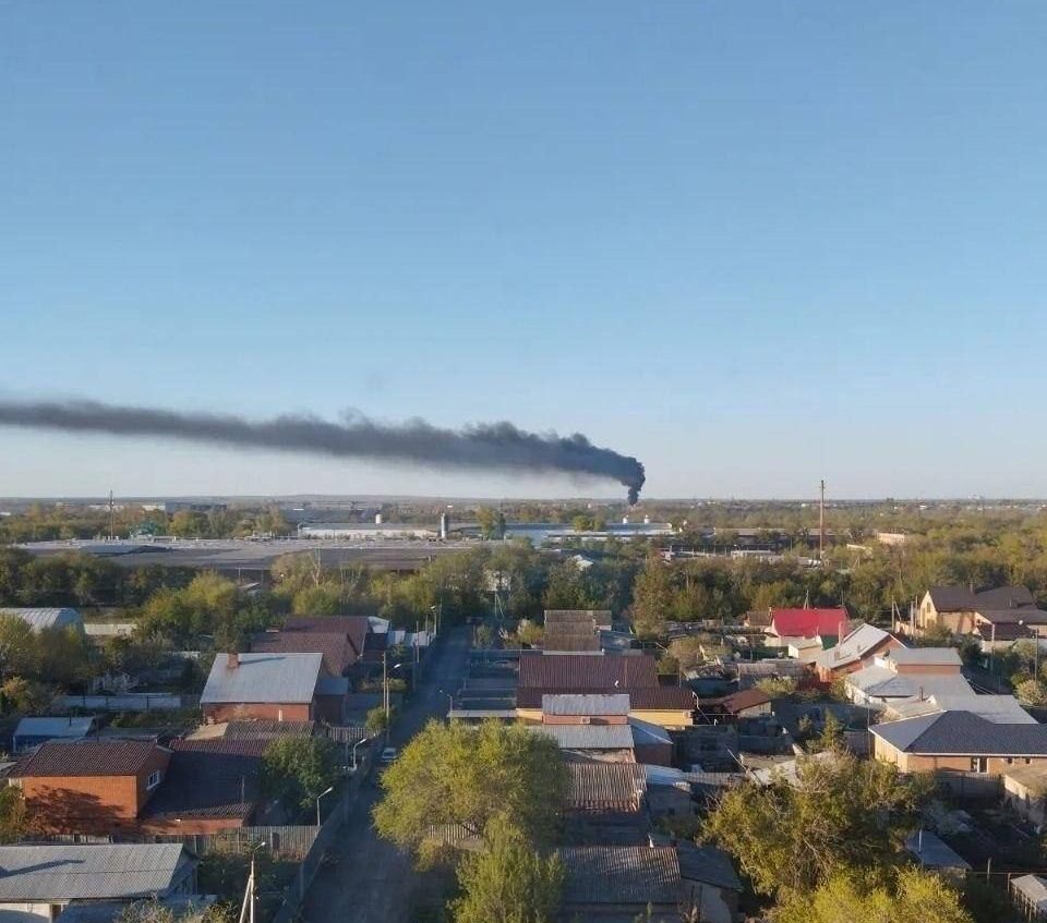 В Орске и Перми после атаки БПЛА загорелись нефтяные объекты (фото, видео) ➤ Главное.net