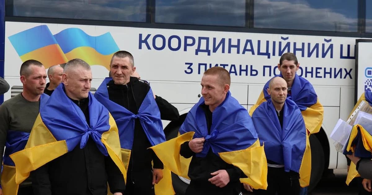 Освобожденный из плена боец ​​впервые увидит дочь, которой уже почти три года ➤ Главное.net
