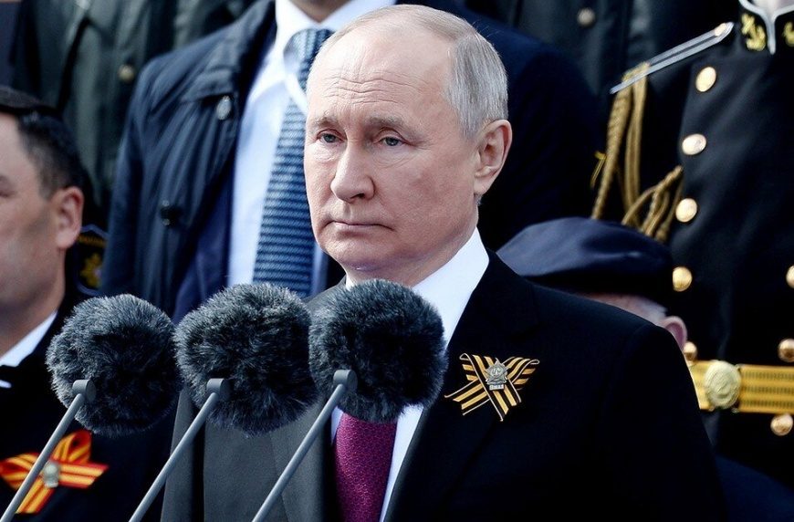 Зачем на самом деле Путин выпрашивает перемирие на 9 мая: эксперт