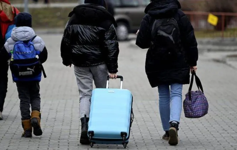 Польща опинилася в центрі скандалу через депортацію українців із США