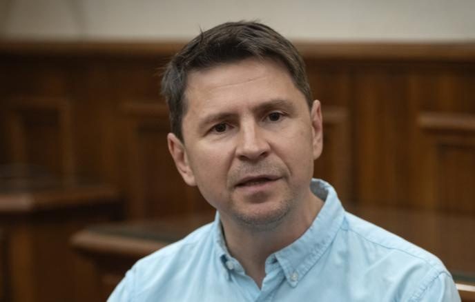Подоляк впечатлил громким заявлением о сдаче Донбасса
