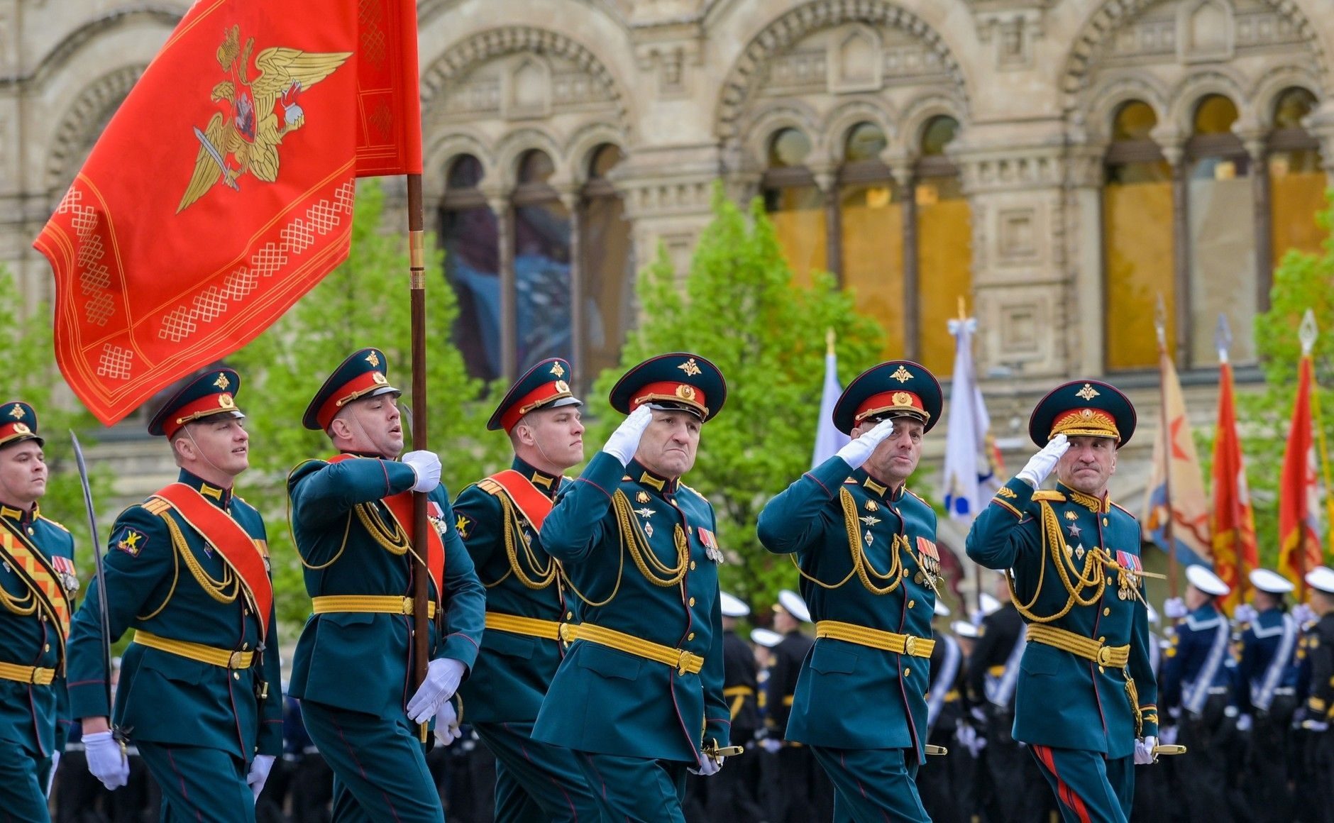 Тільки подивіться, що сталося на параді в Москві