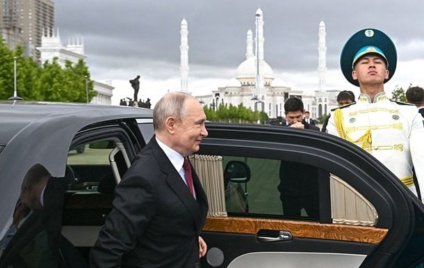 Испуганный Путин спрятался за бронеавтомобилями в Астане ➤ Prozoro.net.ua