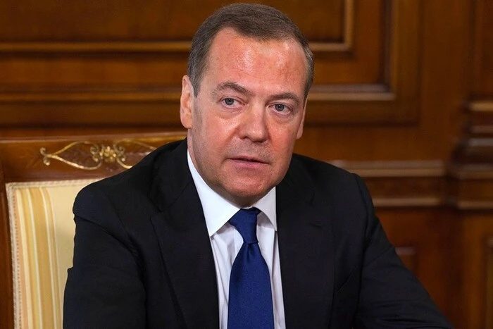 Медведев пригрозил США «ядеркой» после разговора Путина и Трампа ➤ Prozoro.net.ua