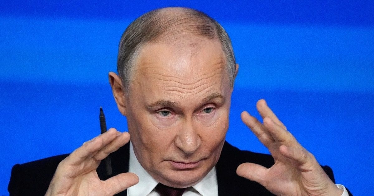 Путін назвав, з ким в Україні хоче підписувати мирний договір