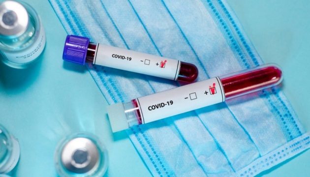 Нова хвиля COVID-19: лікарі дали тривожний прогноз