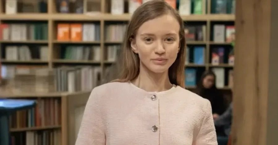Скандал вокруг «20-летней» чиновницы МОЗ набирает обороты