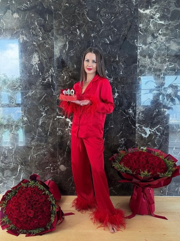 Любовница ван Дамма похвасталась шикарным праздником в честь 40-летия