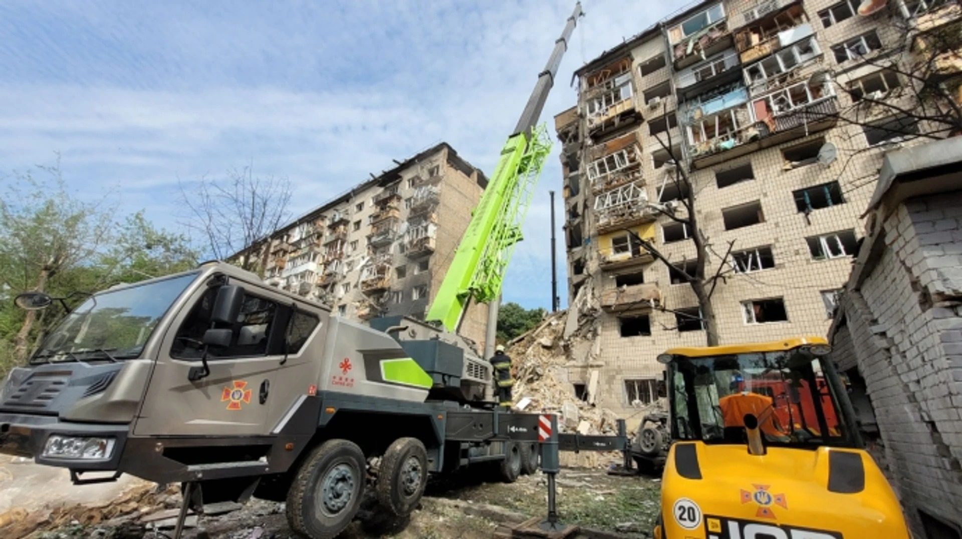 Стало известно, чем РФ уничтожила многоэтажку в Киеве