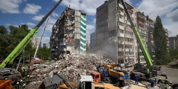 Стало известно, чем РФ уничтожила многоэтажку в Киеве