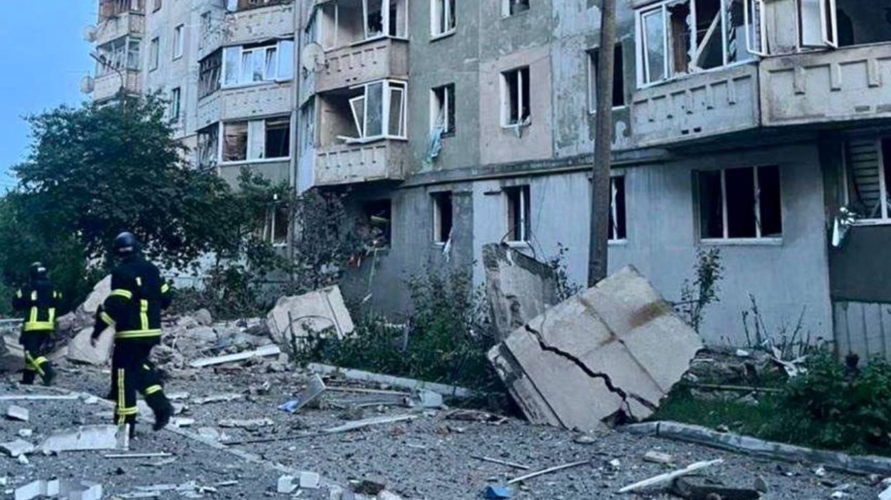Росія здійснила удар по Луцьку: що там відбувається