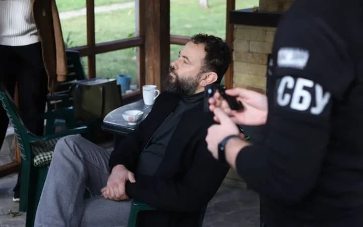 Дубінського відправили під арешт у справі про поширення антиукраїнської пропаганди