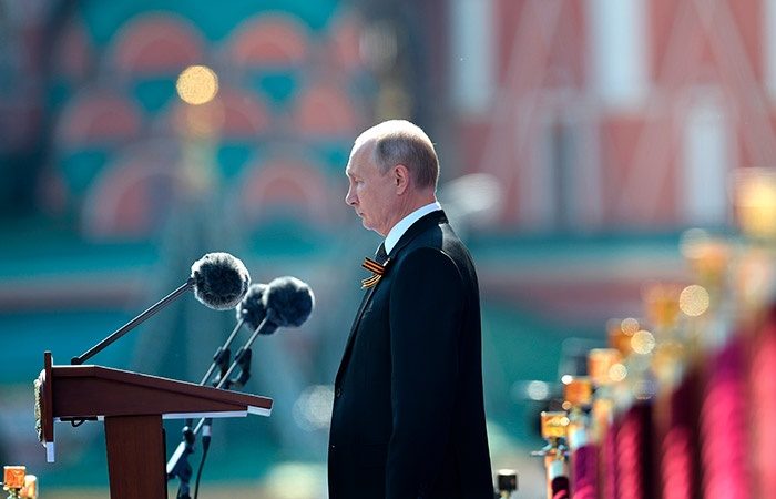 Зачем на самом деле Путин выпрашивает перемирие на 9 мая: эксперт