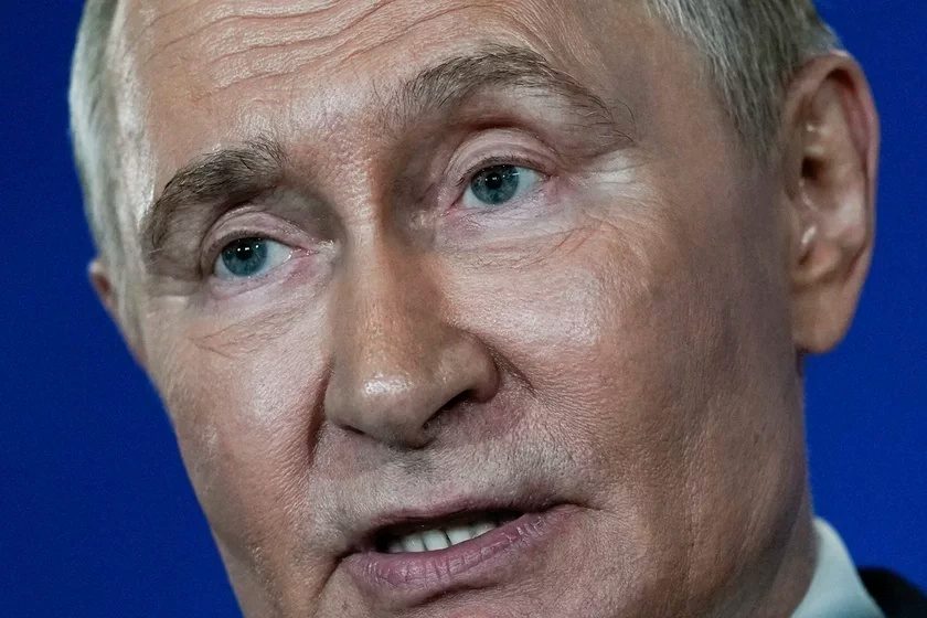 Путін ховається в бункерах: боїться перевороту в РФ чи замаху ЗСУ, — FT